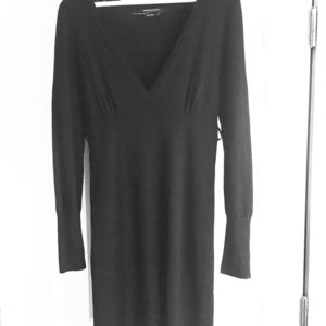 BCBG Sweater dress Size 4 NEW